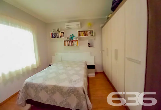 VENHA CONHECER ESTE ÓTIMO SOBRADO NO BAIRRO AVENTU