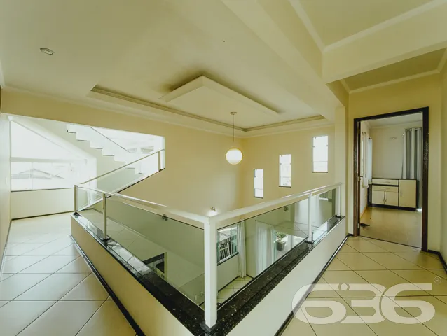 BELÍSSIMO SOBRADO COM 4 SUÍTES, EM BALNEÁRIO BARRA