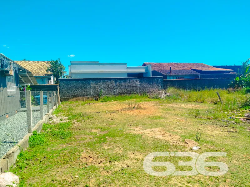 VENDE-SE TERRENO EM SÃO FRANCISCO DO SUL, SANTA CA