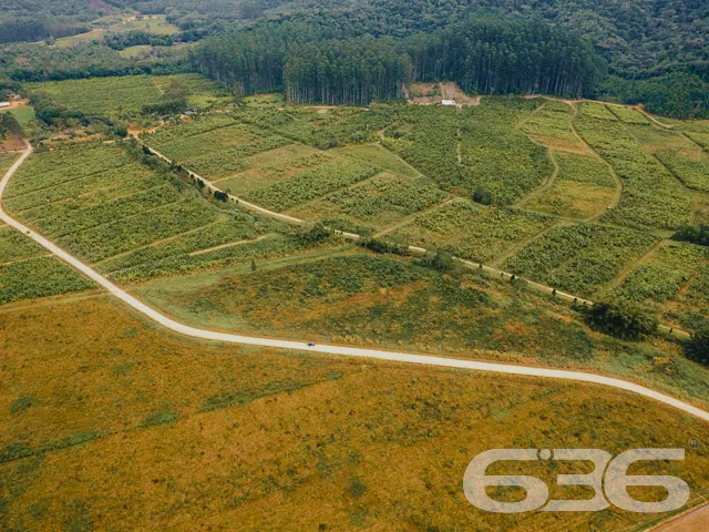 EXCELENTE TERRENO COM 7.414,84m² Ć VENDA EM ITAPOĆ