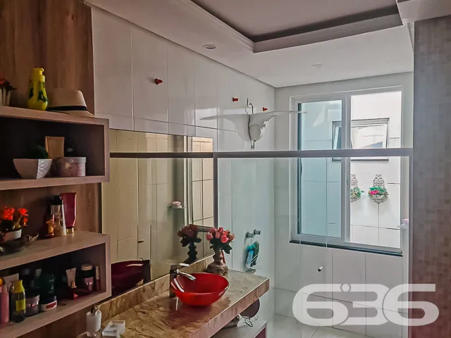 DESLUMBRANTE MANSÃO 100% MOBILIADA DE FRENTE PARA