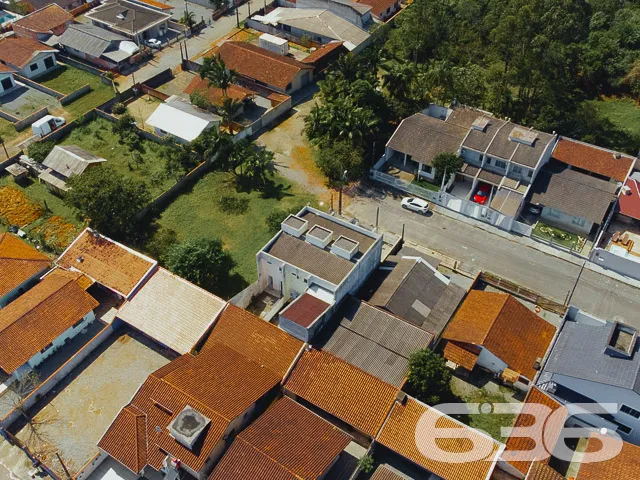 IMÓVEL À VENDA NO ADHEMAR GARCIA. CASA COM 2 QUART