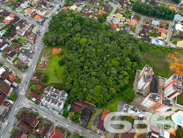 EXCELENTE TERRENO À VENDA NO BAIRRO BOM RETIRO - E