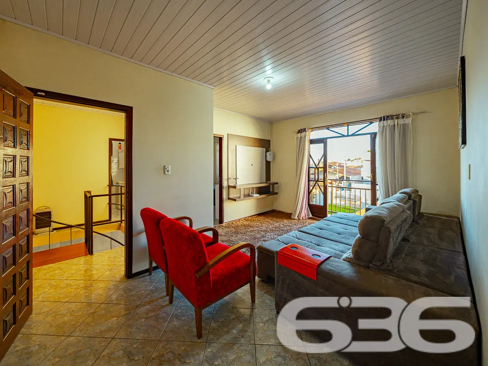 DUAS RESIDÊNCIAS NO BAIRRO AVENTUREIRO - OPORTUNID