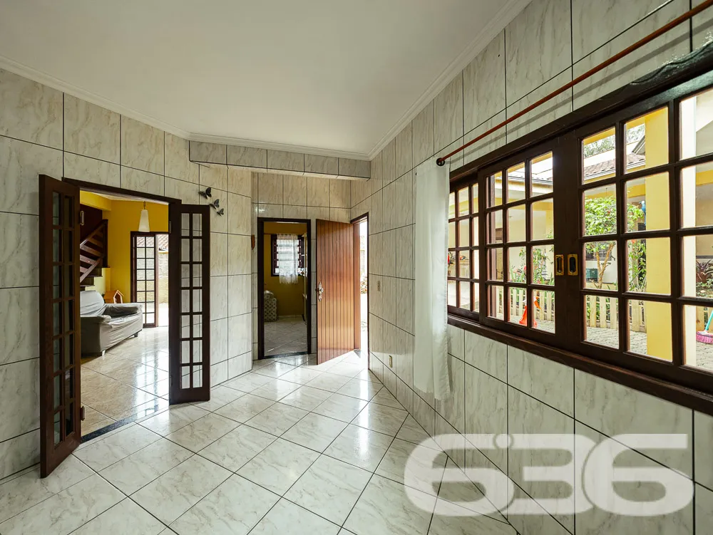 AMPLO IMÓVEL NO BAIRRO MORRO DO MEIO - INVISTA AQU