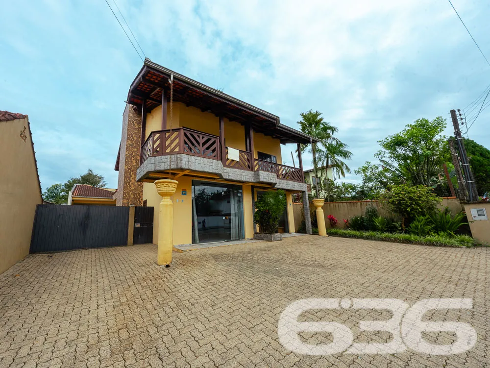 AMPLO IMÓVEL NO BAIRRO MORRO DO MEIO - INVISTA AQU