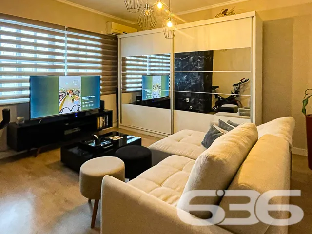 EXCELENTE IMÓVEL COM SUÍTE MASTER NO BAIRRO IRIRIÚ