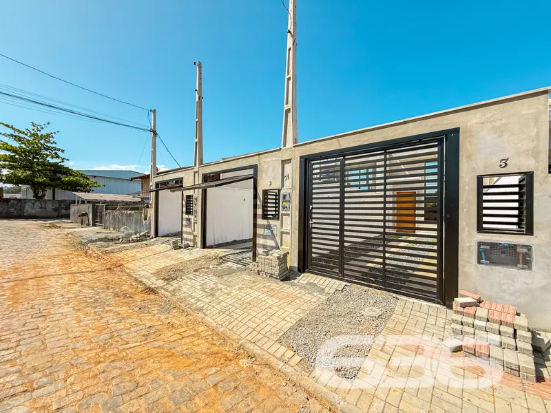 Excelente Geminado Térreo no Bairro Floresta – Joi