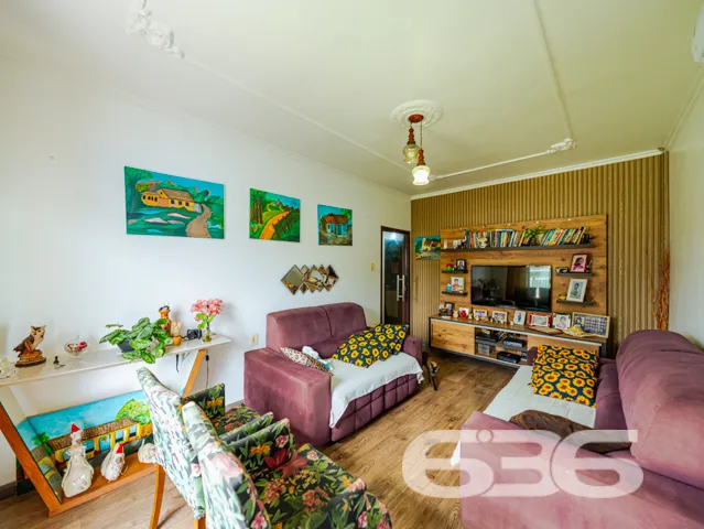 Ampla residência térrea no bairro Costa e Silva, J