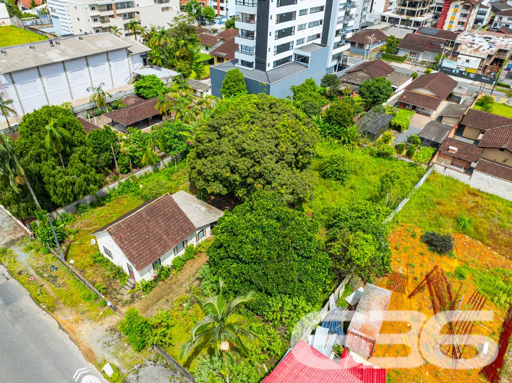 Encontre a harmonia entre a cidade e a natureza ne