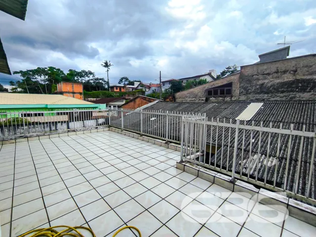 Este imóvel em Joinville, SC, no bairro Floresta, 