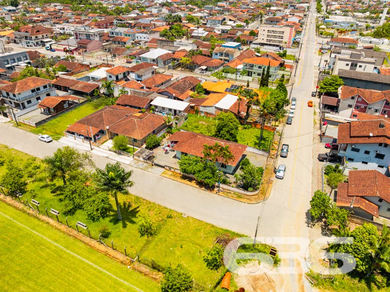 Descubra o lar dos seus sonhos em Joinville! 

Apr