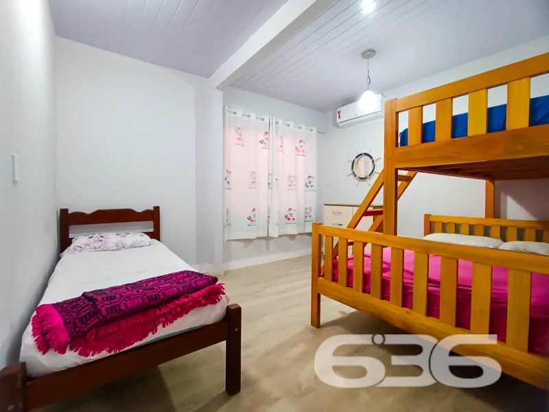 Aconchego e praticidade a 750 metros do mar na Pra