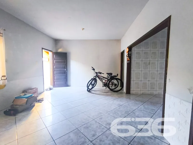 Excelente oportunidade no Iririú – imóvel com múlt