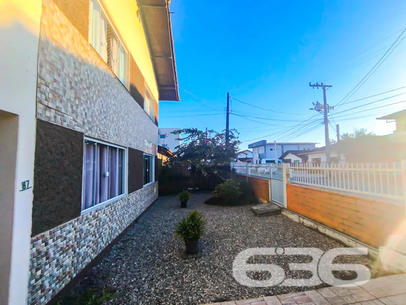 Excelente oportunidade no Iririú – imóvel com múlt