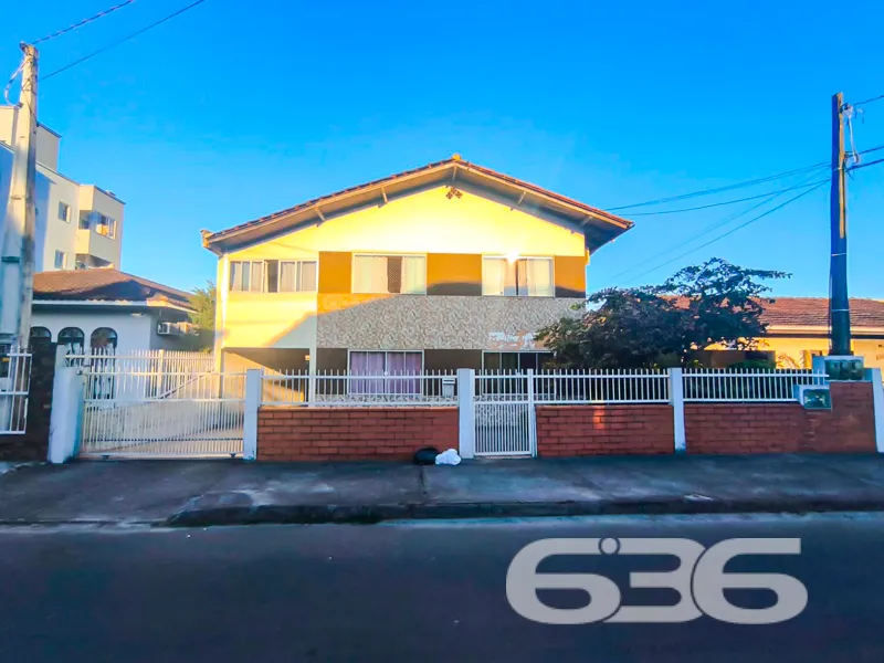 Excelente oportunidade no Iririú – imóvel com múlt