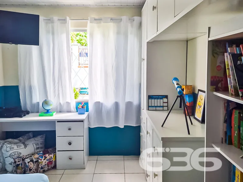 Maravilhosa Casa Térrea à Venda no Bairro Costa e 