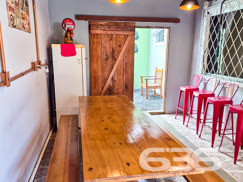 Maravilhosa Casa Térrea à Venda no Bairro Costa e 