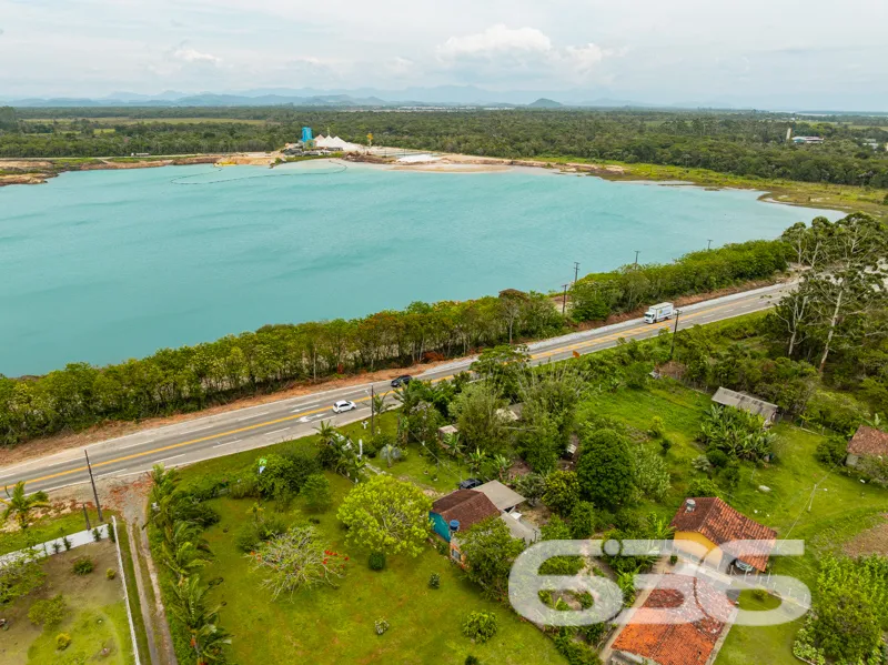 Exclusiva Chácara à Venda no Paraíso de Balneário