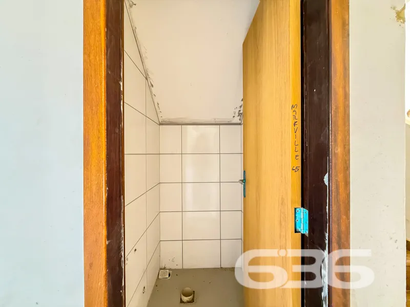 Viva no Coração de Joinville: Seu Novo Sobrado Esp