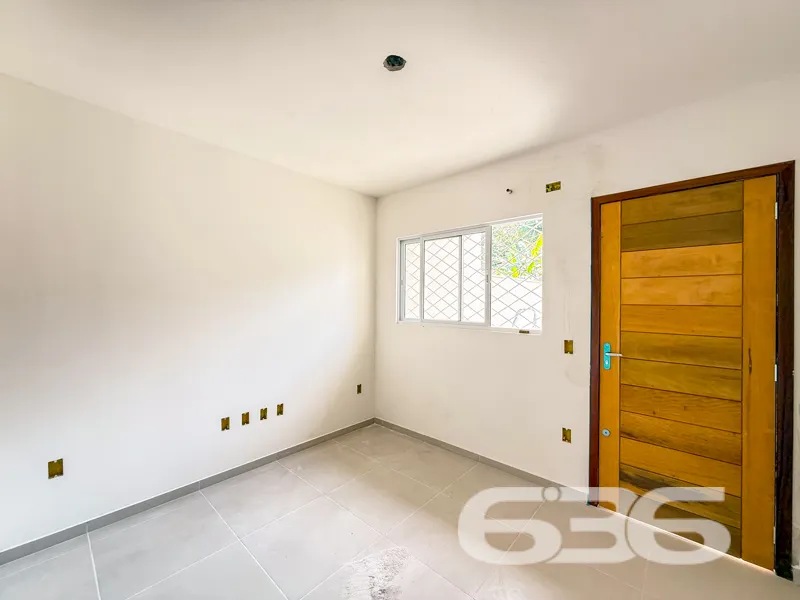 Viva no Coração de Joinville: Seu Novo Sobrado Esp