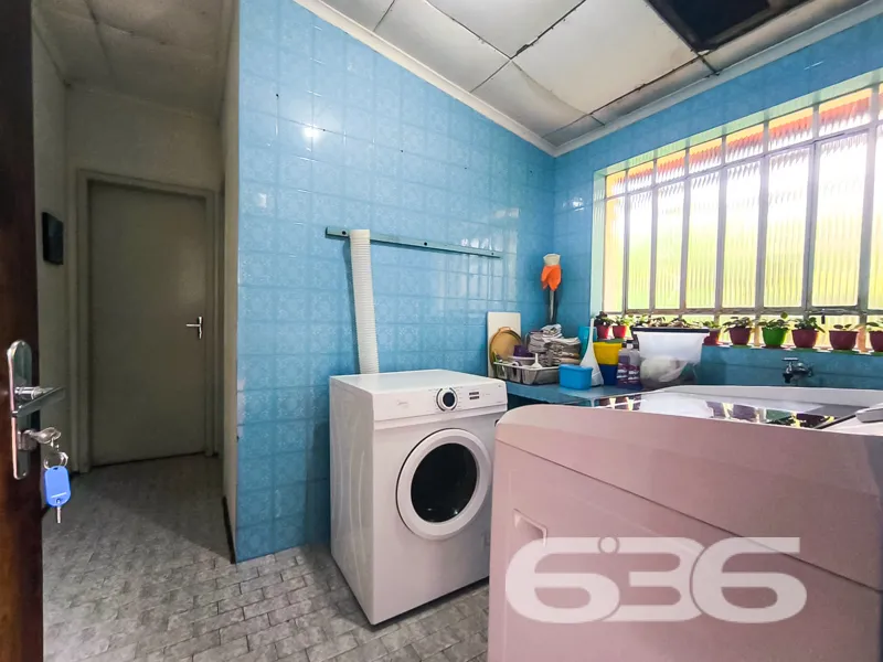 Excelente Oportunidade: Residência Térrea no Bairr