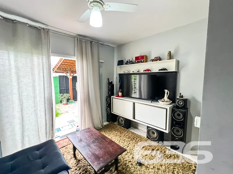 Descubra o seu próximo lar na charmosa Vila Nova, 