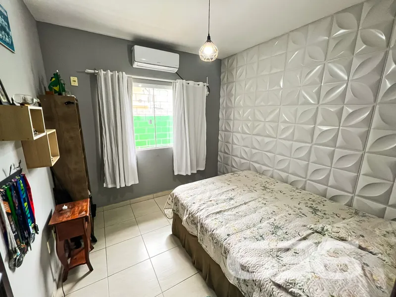 Descubra o seu próximo lar na charmosa Vila Nova, 