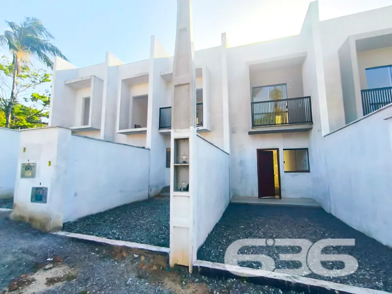 Comece uma nova etapa de vida em um sobrado gemina