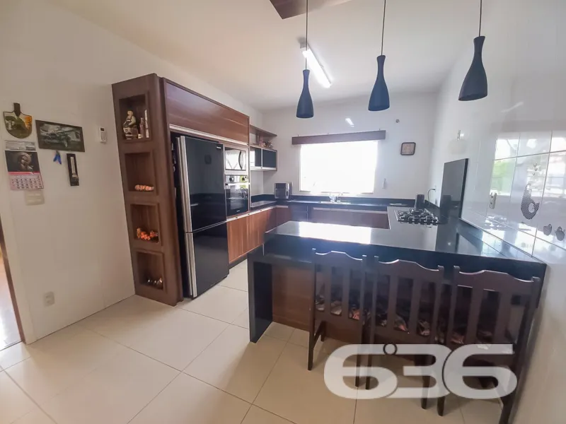 OPORTUNIDADE ÚNICA EM JOINVILLE - SOBRADO DOS SONH