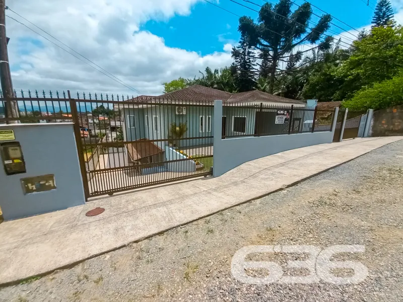 OPORTUNIDADE ÚNICA EM JOINVILLE - SOBRADO DOS SONH