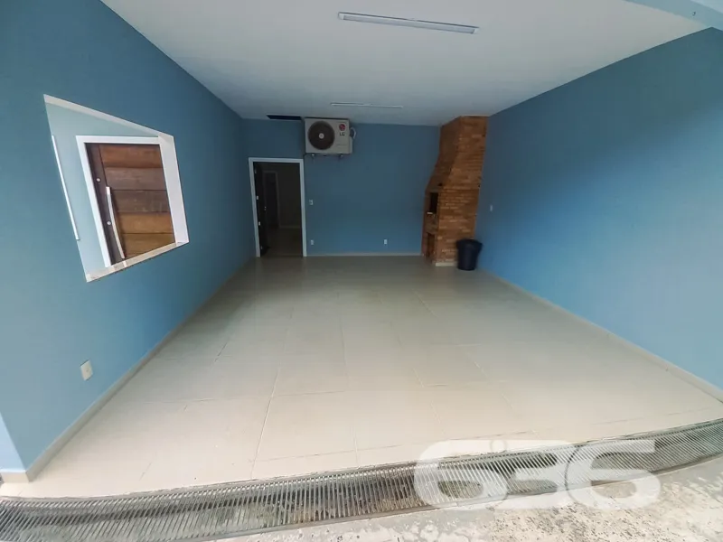 OPORTUNIDADE ÚNICA EM JOINVILLE - SOBRADO DOS SONH