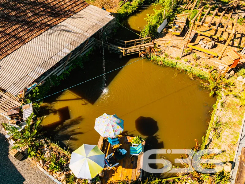 Imagine ter um refúgio em meio à natureza, em rua 