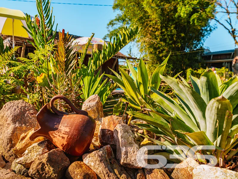 Imagine ter um refúgio em meio à natureza, em rua 