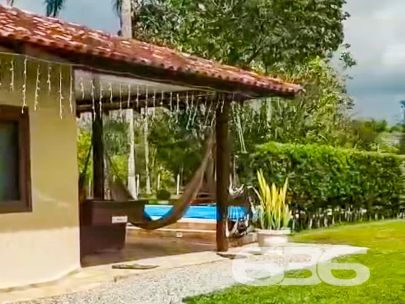 Exclusiva Oportunidade: Chácara dos Sonhos em Baln