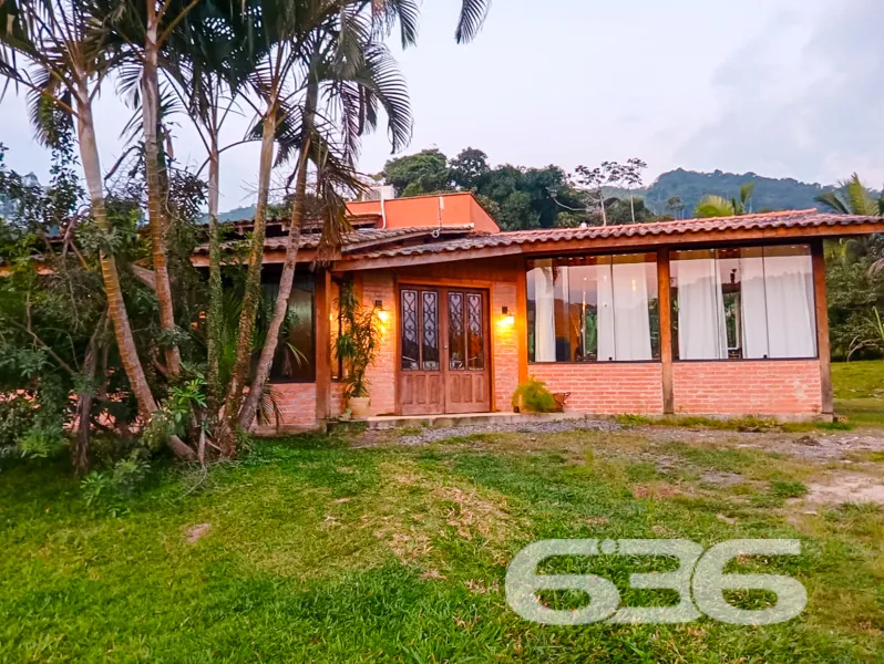 Descubra um oásis de tranquilidade e conforto em m