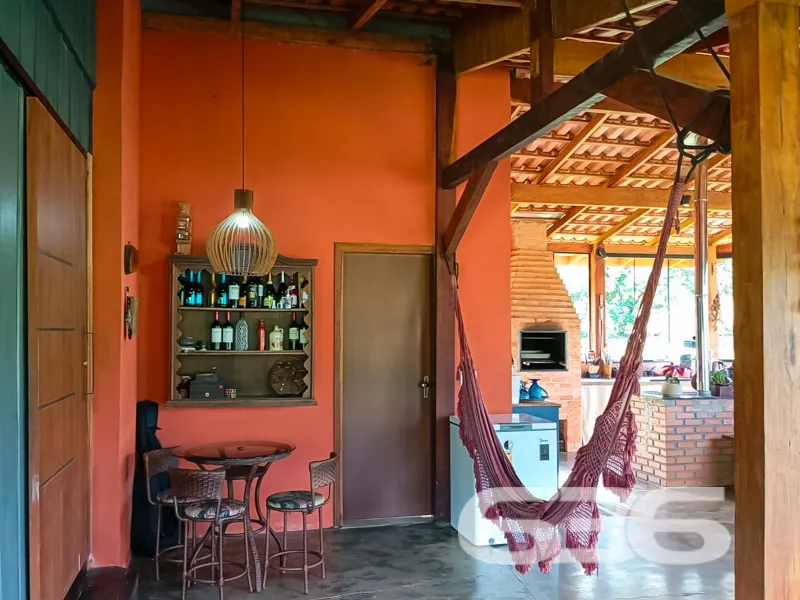 Descubra um oásis de tranquilidade e conforto em m