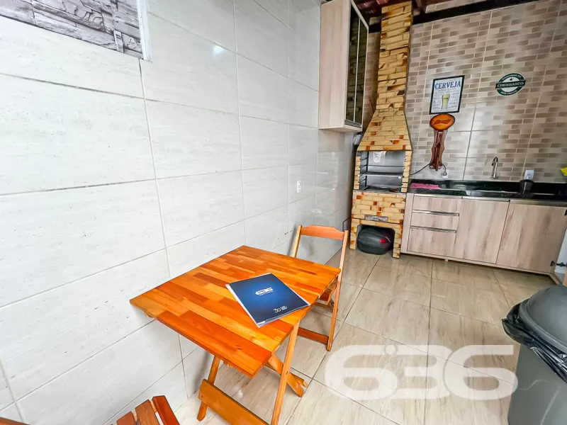 Descubra seu novo lar em Joinville - Um sobrado qu