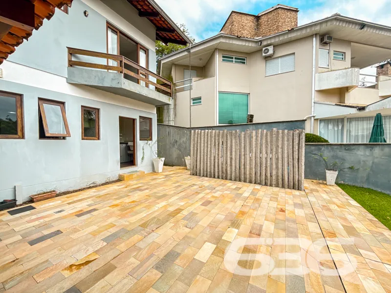 Apresentamos uma oportunidade única para você adqu