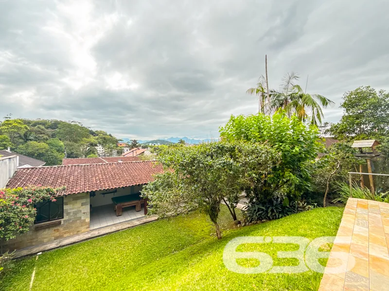 Apresentamos uma oportunidade única para você adqu