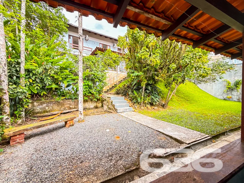 Apresentamos uma oportunidade única para você adqu