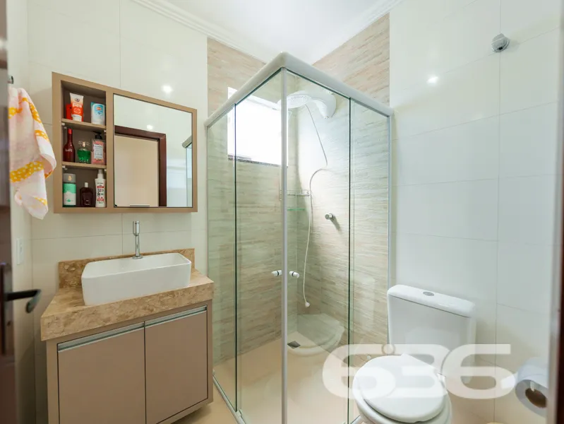 Seu Novo Lar em Joinville - Um Sobrado dos Sonhos 