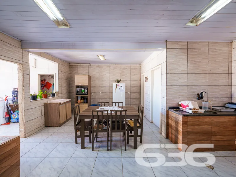 Casa à venda em Joinville, SC no bairro Vila Nova: