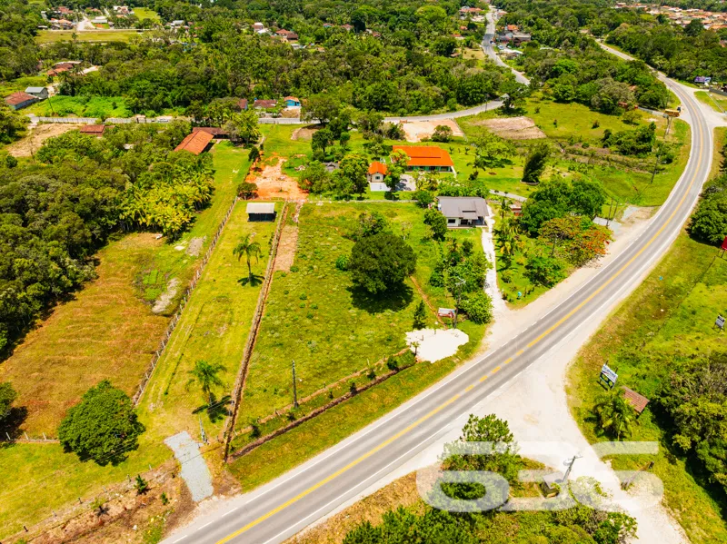 Oportunidade Imperdível: Terreno Plano e Amplo em 