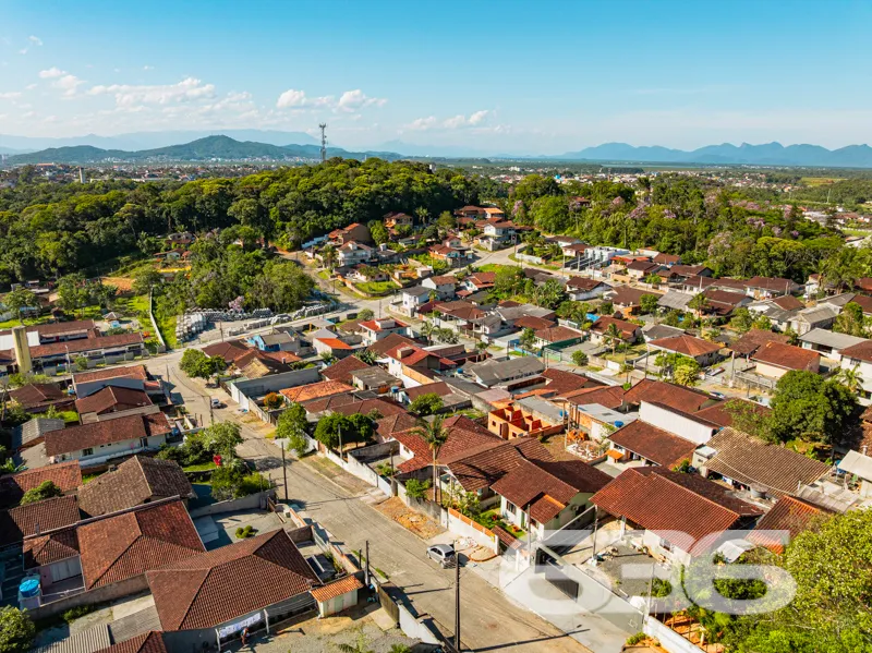 Casa térrea à venda no bairro João Costa, Joinvill