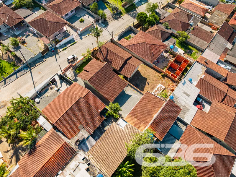Casa térrea à venda no bairro João Costa, Joinvill