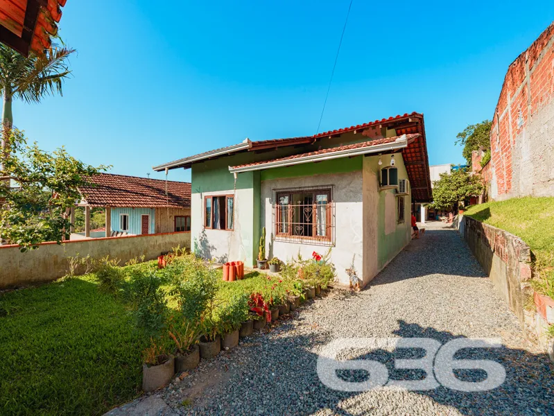 Casa térrea à venda no bairro João Costa, Joinvill