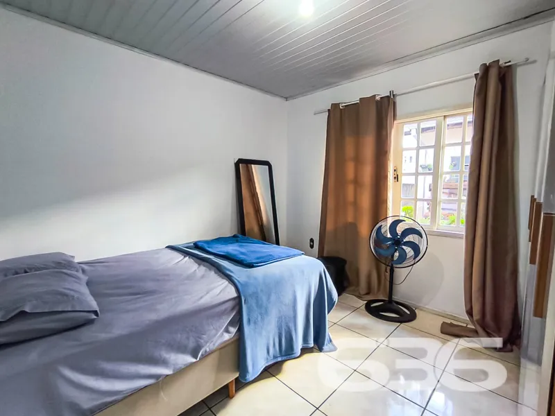 Casa à venda no Boa Vista, Joinville/SC, em rua pa