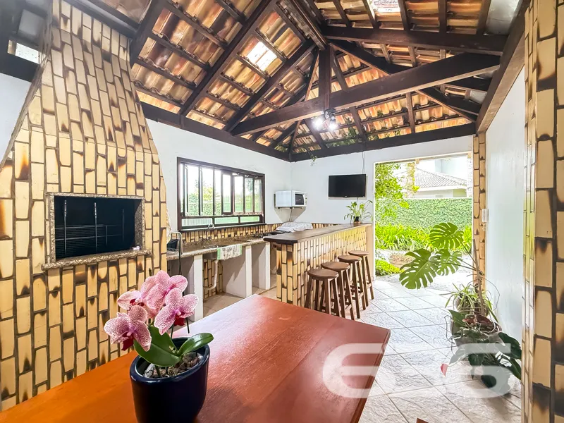 **Incrível Oportunidade em Saguaçu, Joinville - Re