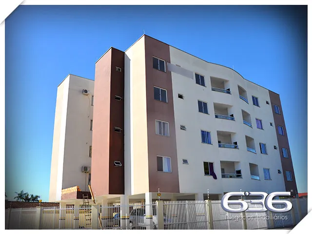 VENDE-SE APARTAMENTO AMPLO COM SUÍTE + 2 DORMITÓRI